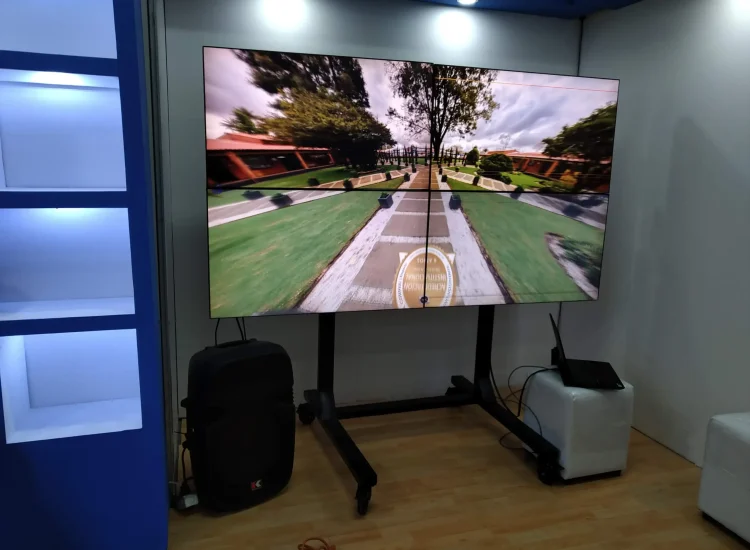 Alquiler de Pantalla - Monitor Industrial (01) - App Zone Web