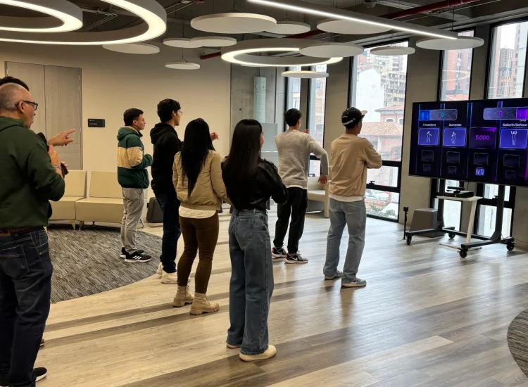 Alquiler de Pantalla - Monitor Industrial (7) - App Zone Web